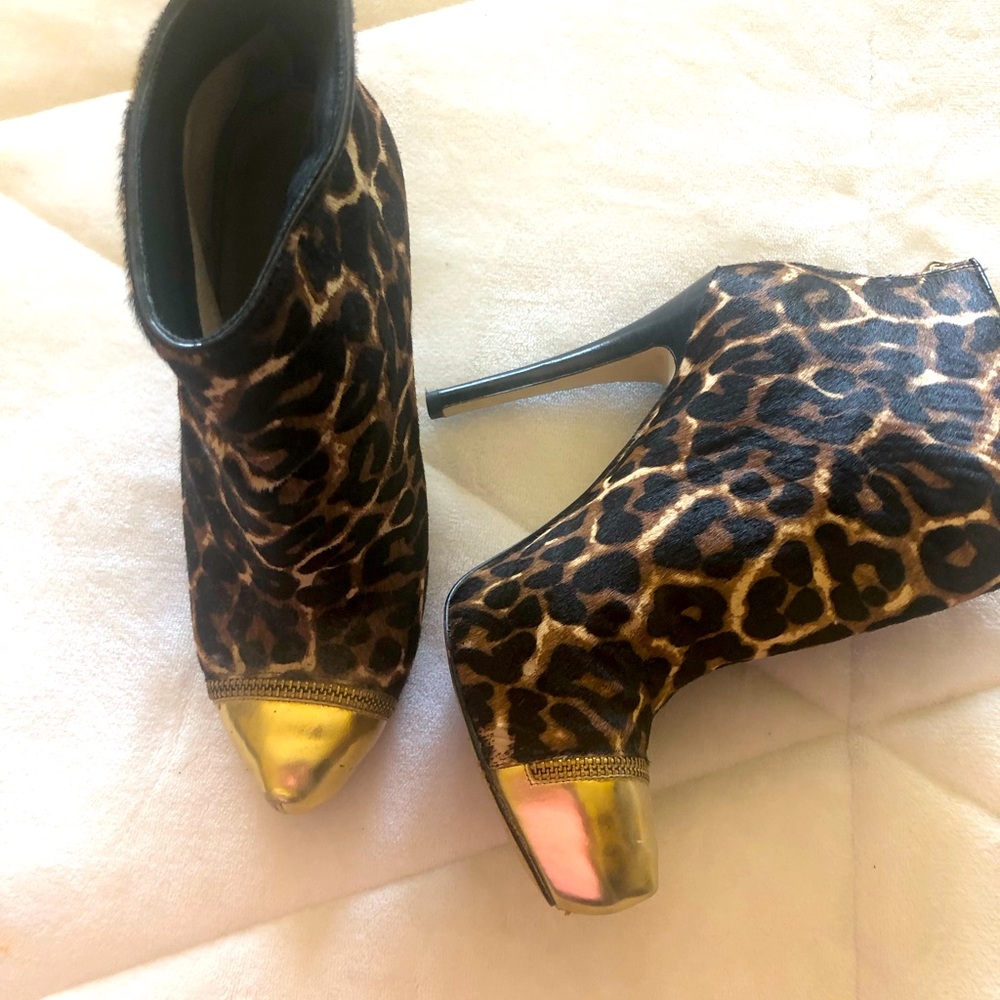 Michael Kors leopard gold tip booties